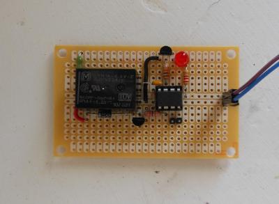 Fish tank pump control circuit