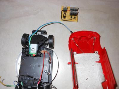 R/C car with IR circuit