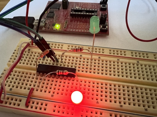 msp430 connected to debugger